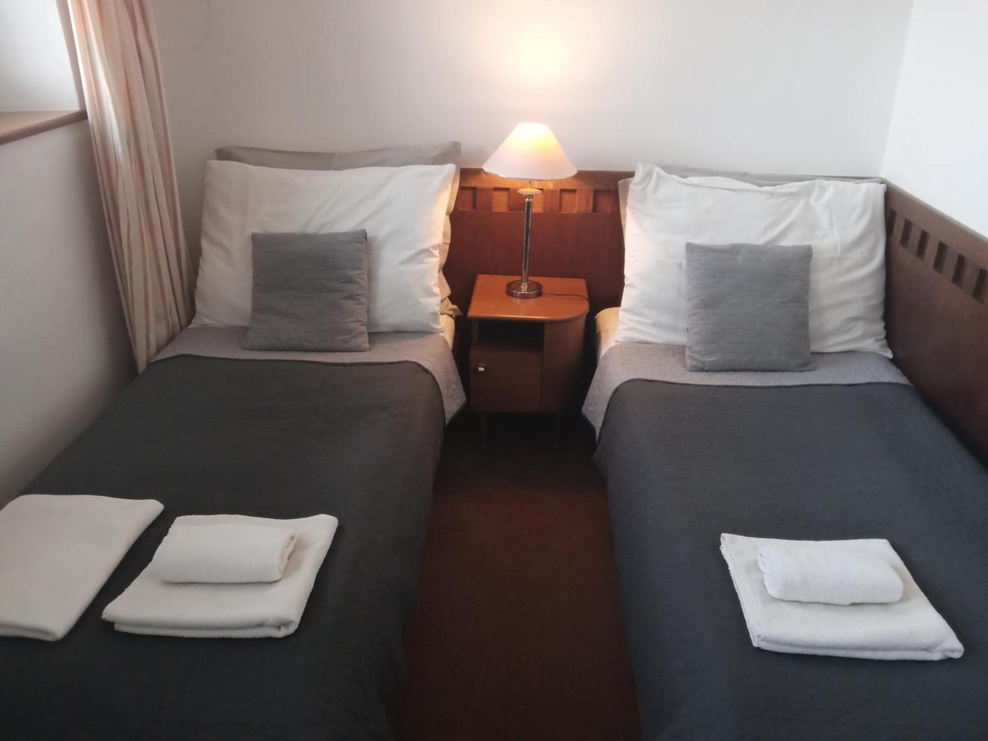 Retro Hotel Villa オストラヴァ エクステリア 写真